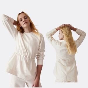 Athleta Triumph Hybrid Crewneck Sweatshirt,Magnolia White SIZE M  #986965 X0921H